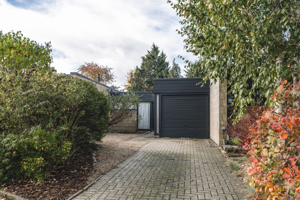 Property photo 2 of 25 318222 - 55Theryde_Highres-52.Jpg