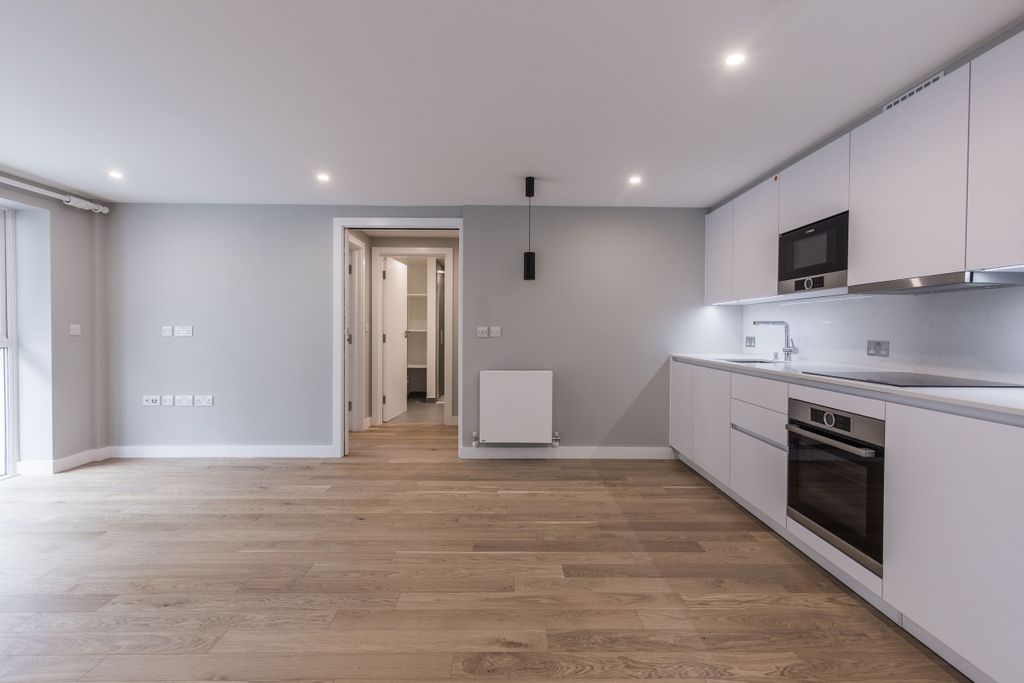 Property photo 3 of 10 Kitchen (Example)