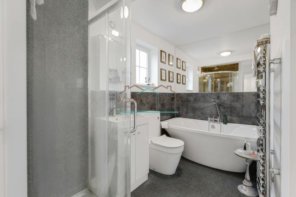 Property photo 1 of 16 A7400836