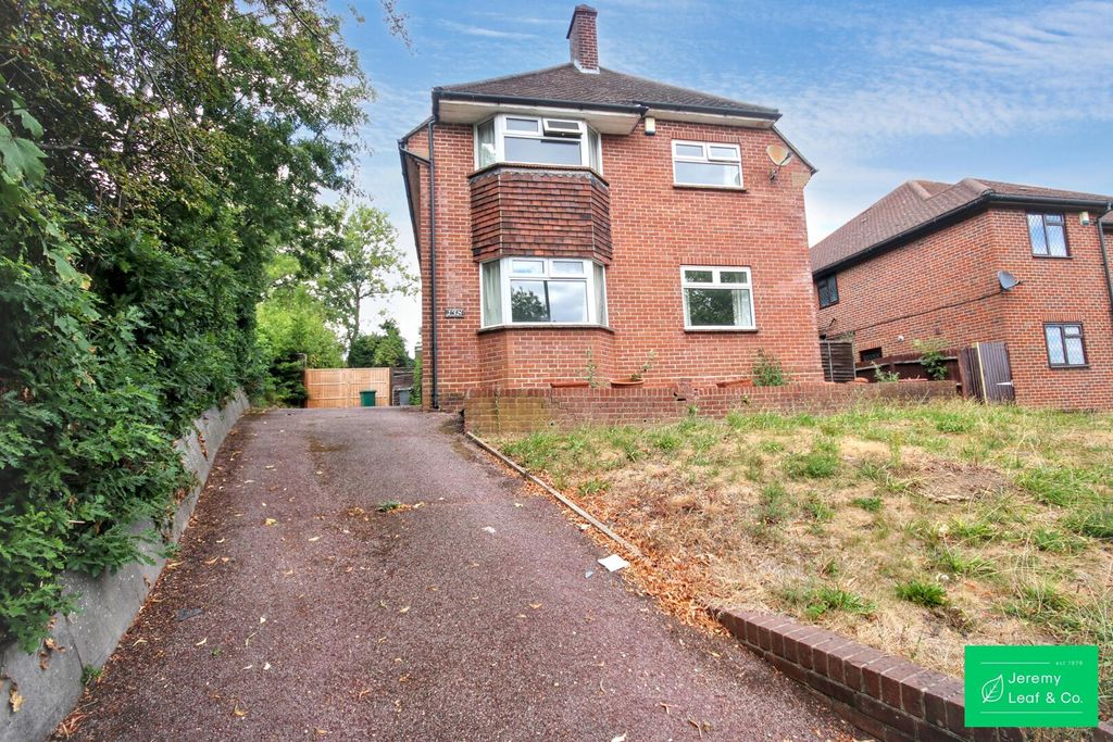 Property photo 1 of 9 Front
