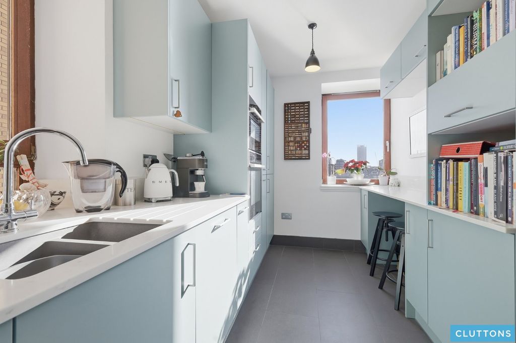 Property photo 3 of 21 Picture No. 15