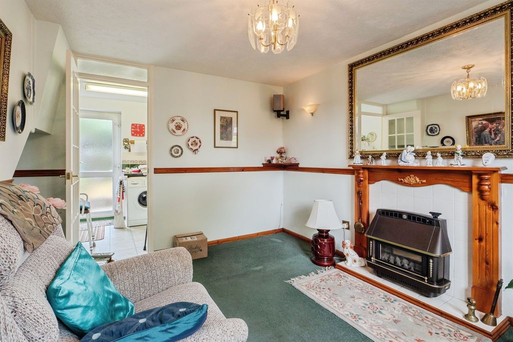 Property photo 3 of 13