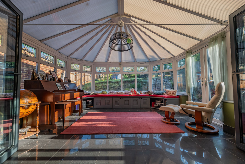 Property photo 2 of 42