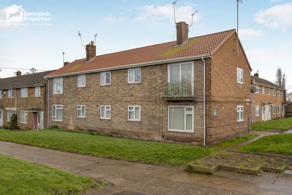 Property photo 1 of 12 Front View