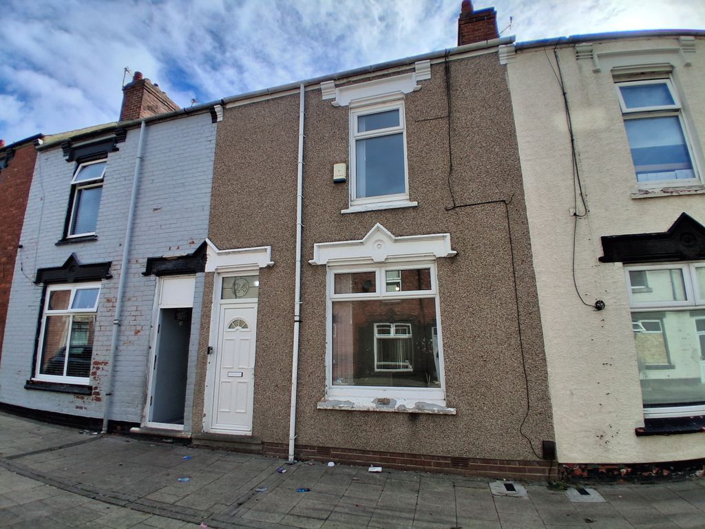 Property photo 1 of 17