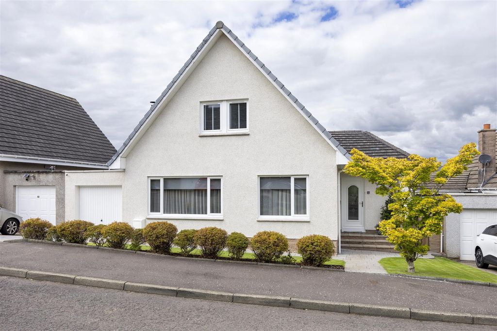 Property photo 1 of 16 10_Gadloch_View_Lenzie_001.Jpg