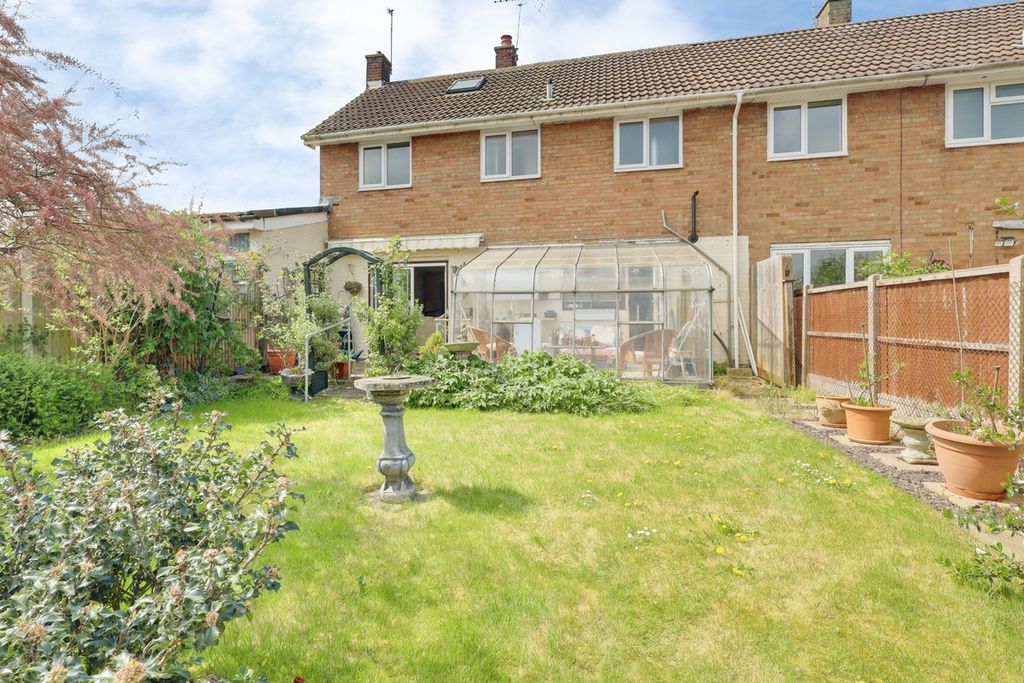 Property photo 3 of 20