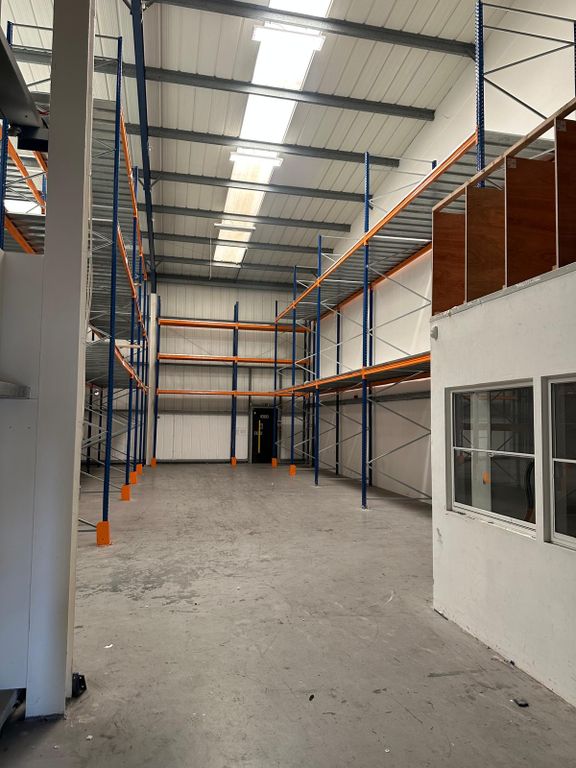 Property photo 2 of 14