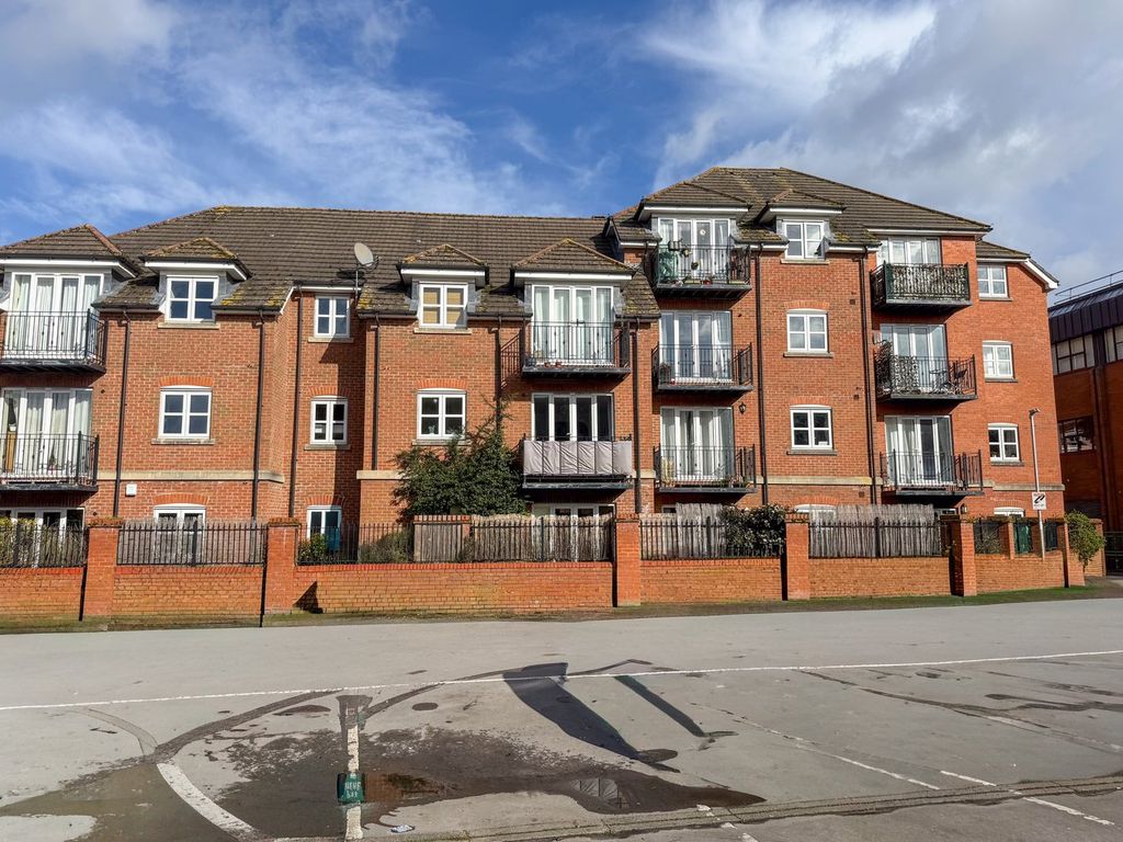 Property photo 1 of 13