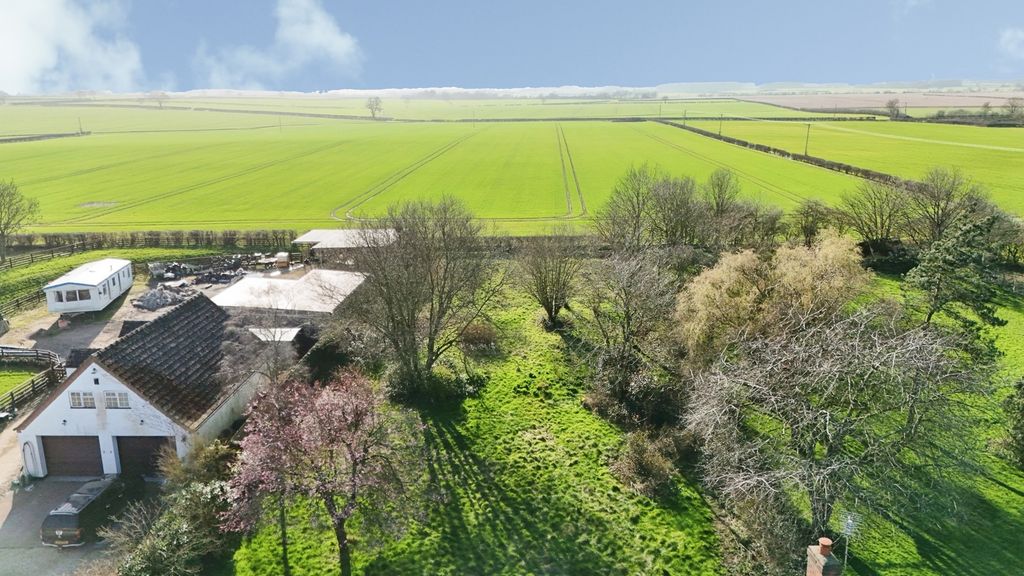 Property photo 3 of 47 Pbox-Img.Jpg