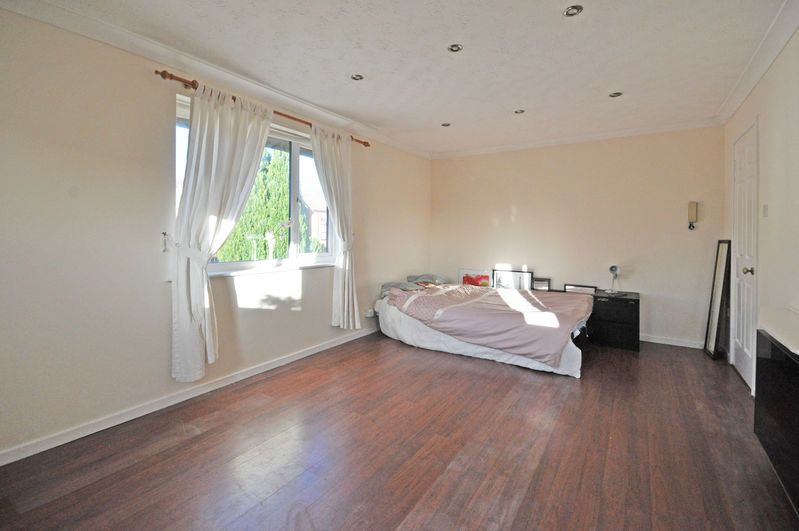 Property photo 2 of 6 Photo 2