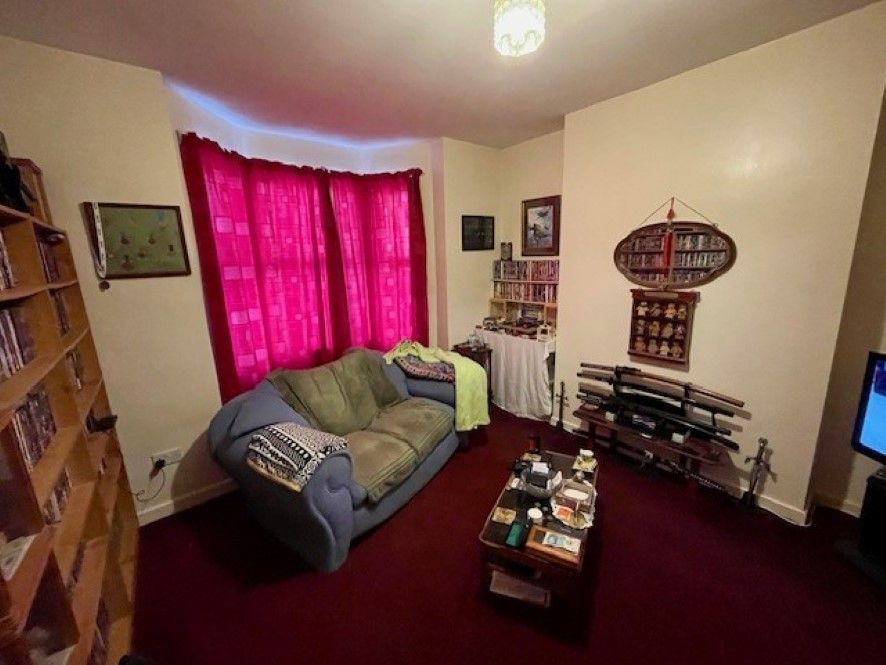 Property photo 3 of 9