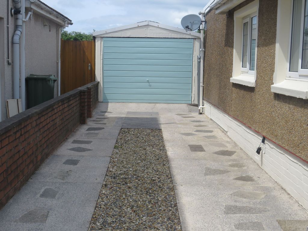 Property photo 3 of 28