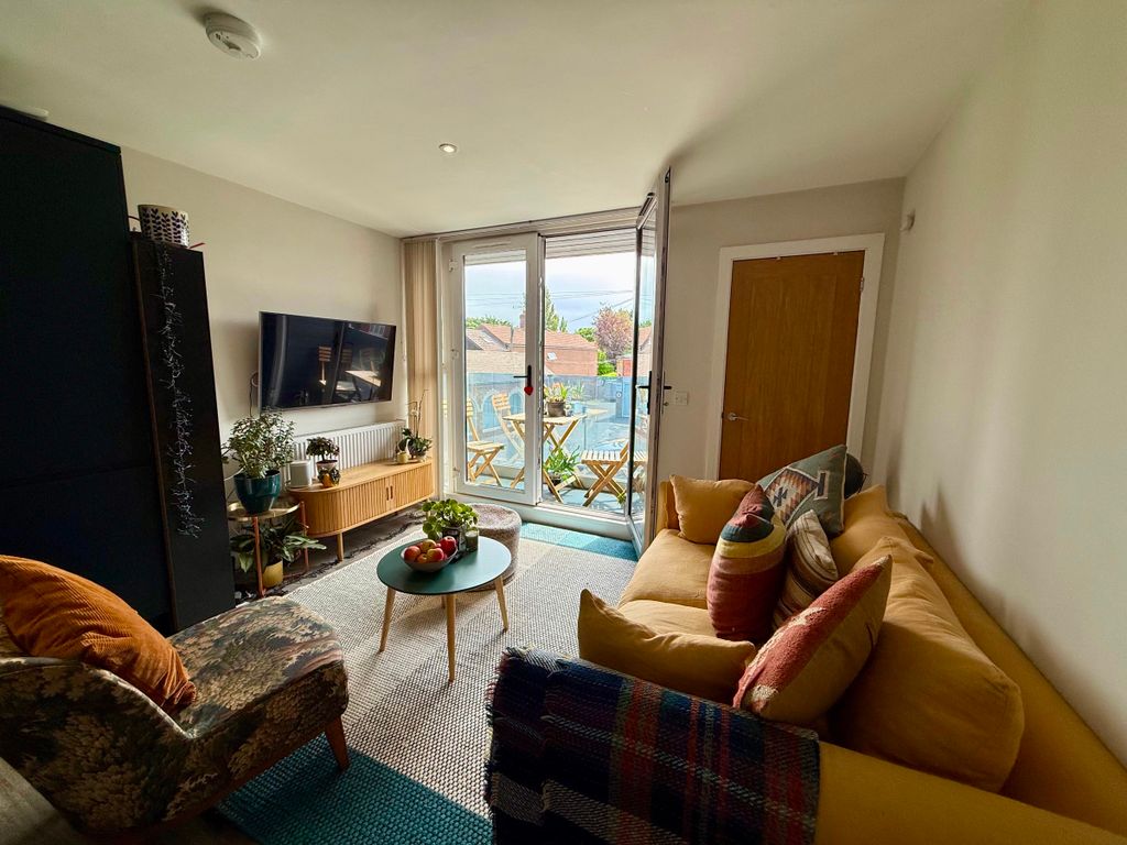 Property photo 3 of 10 17042