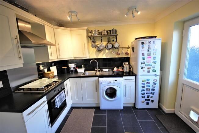Property photo 3 of 3 Kitchen
