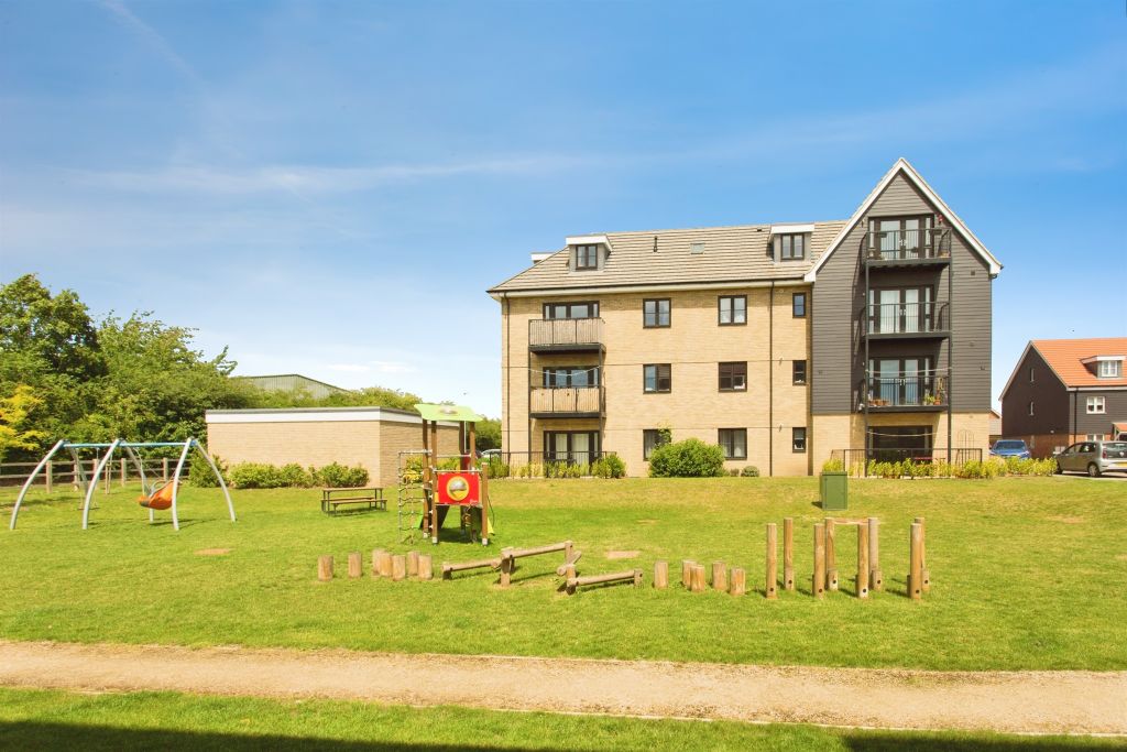 Property photo 1 of 13