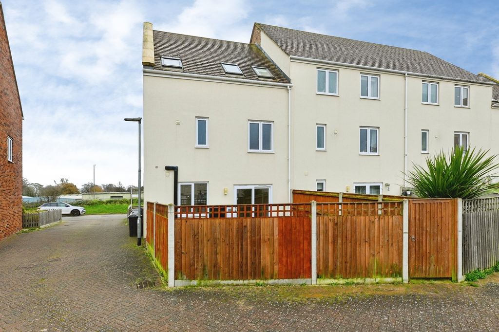 Property photo 1 of 20 Pbox-Img.Jpg