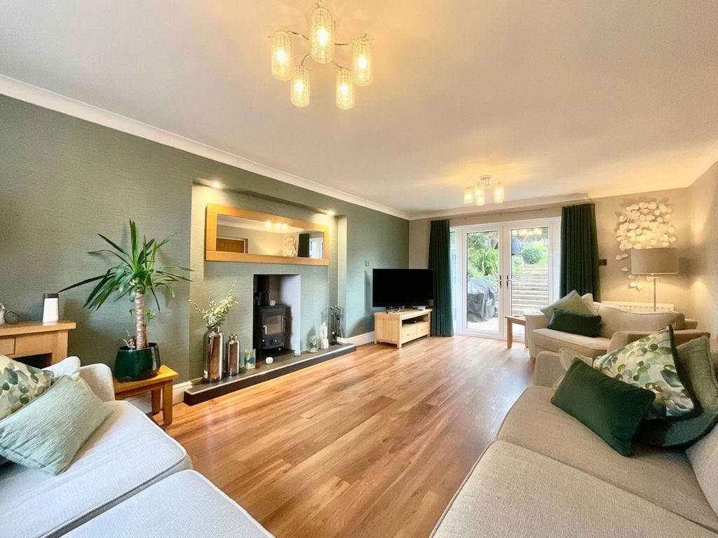Property photo 2 of 47