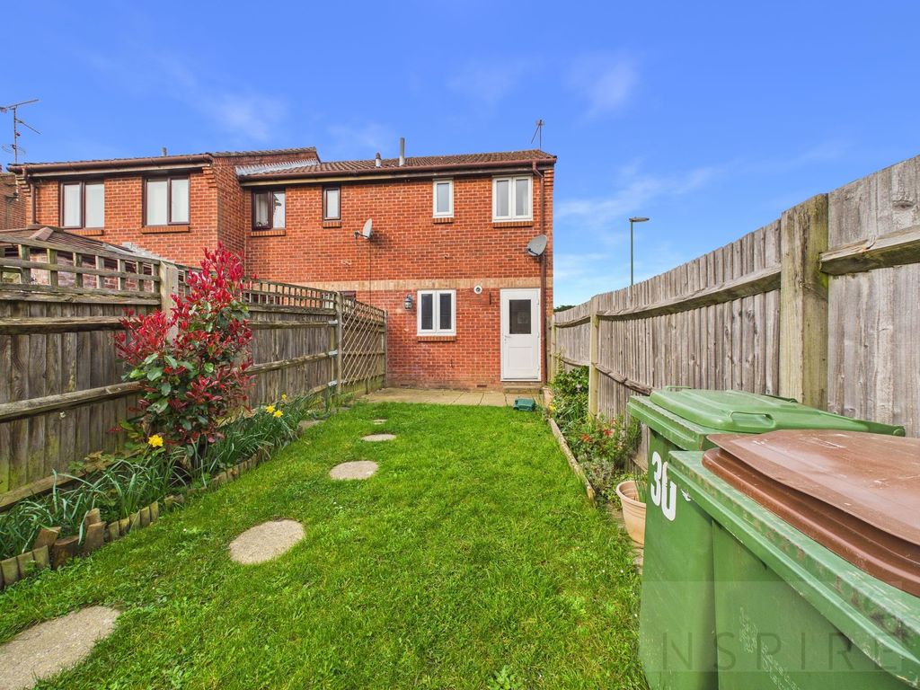 Property photo 2 of 10