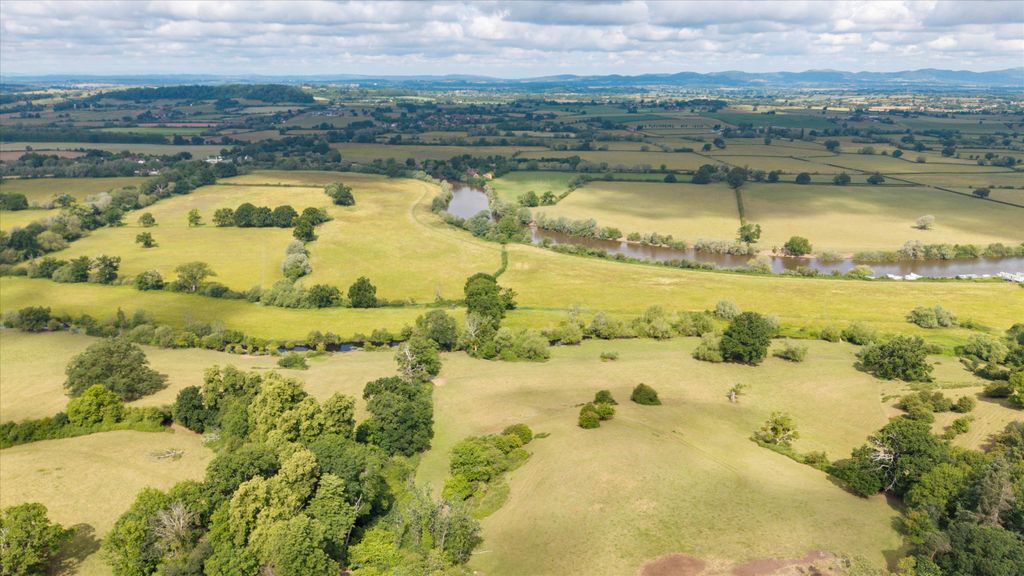 Property photo 2 of 38 Image