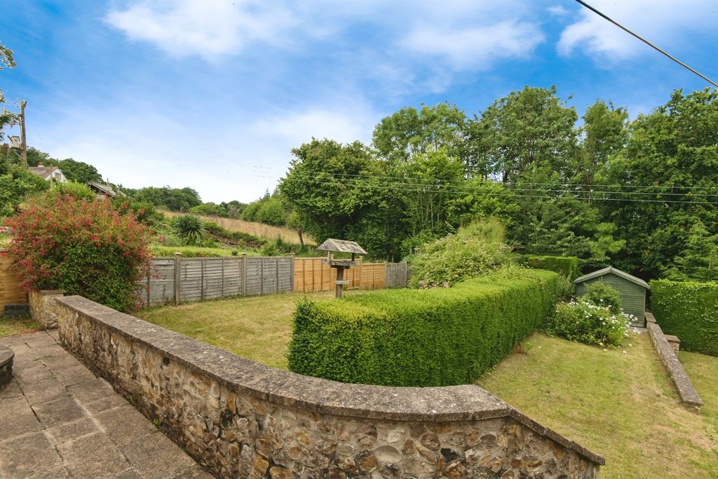 Property photo 2 of 16