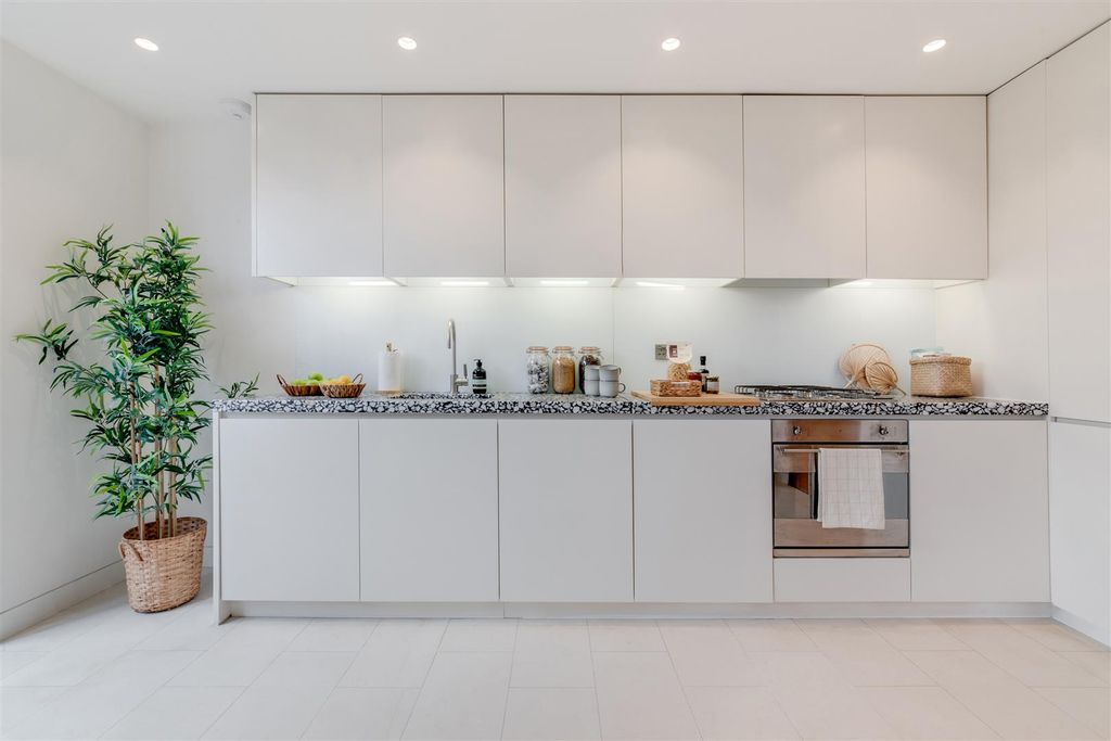 Property photo 3 of 11 3.Jpg