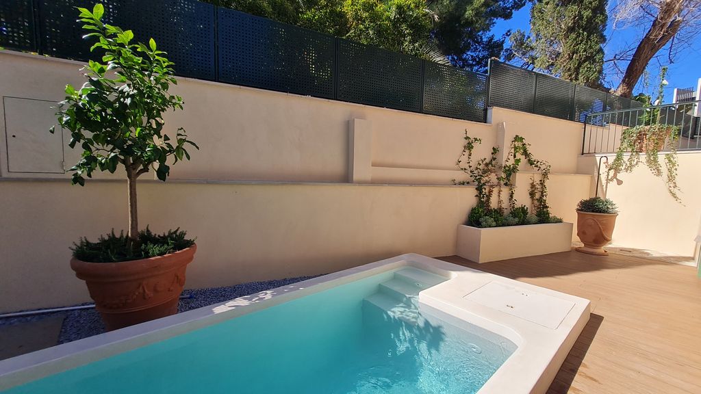 Property photo 2 of 21 81117 - 01.Jpg