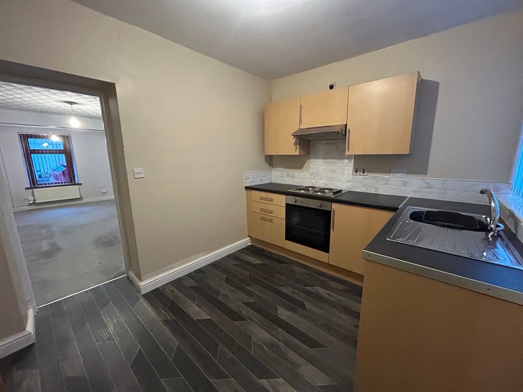 Property photo 3 of 10 Image