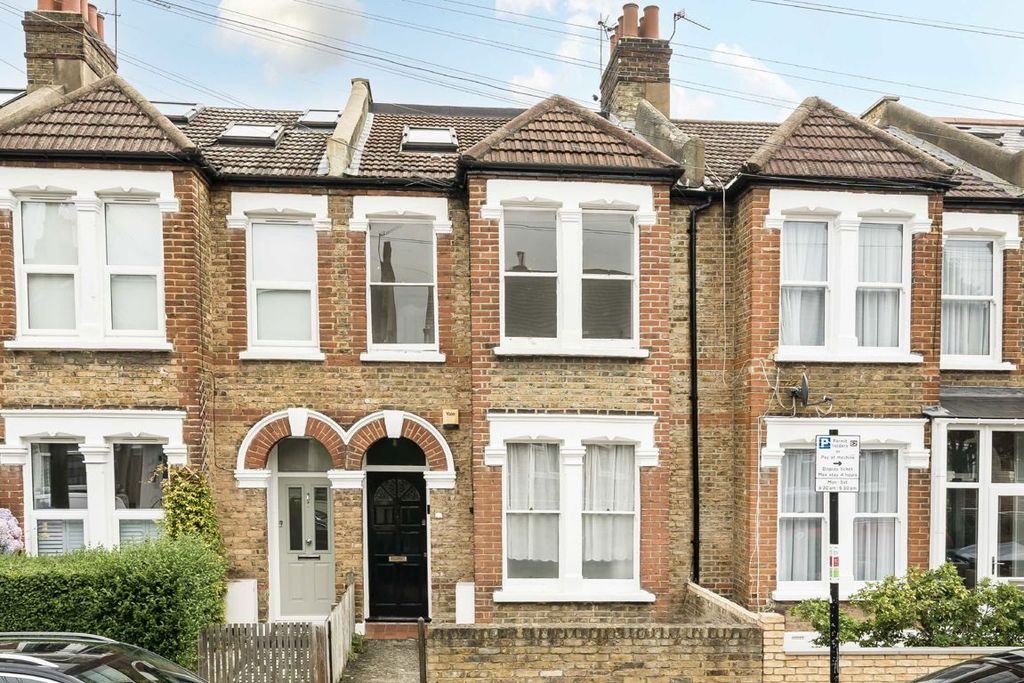 Property photo 1 of 7