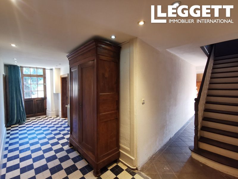 Property photo 3 of 10