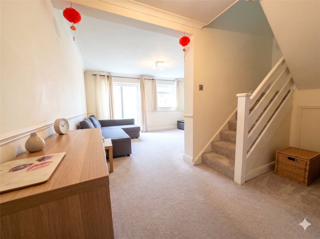 Property photo 2 of 10 Picture No. 03