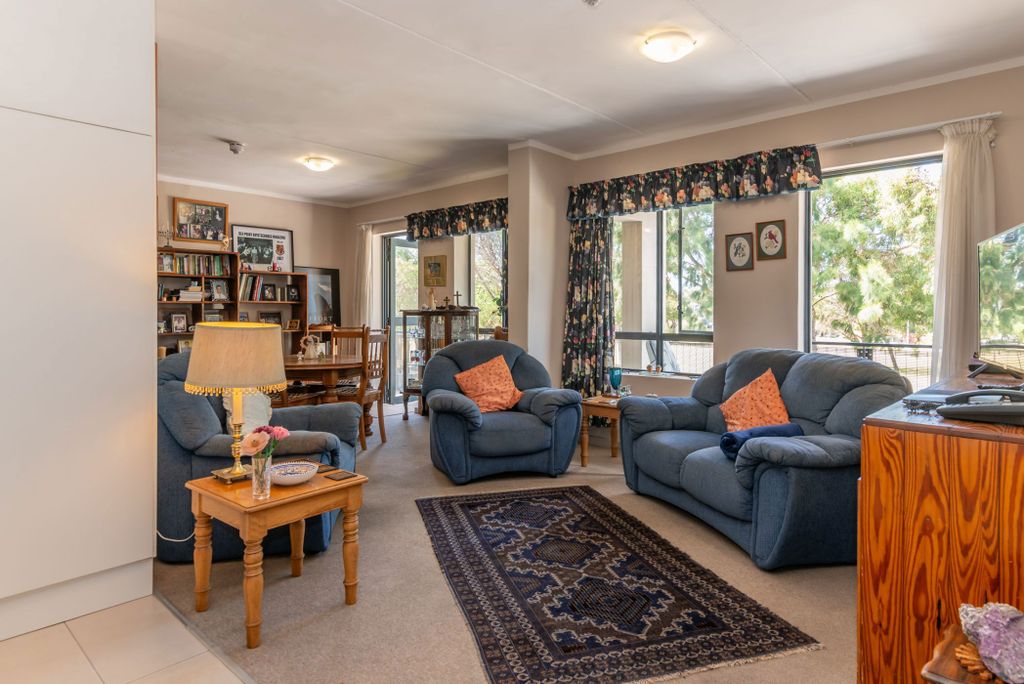 Property photo 2 of 14 Kw1693431