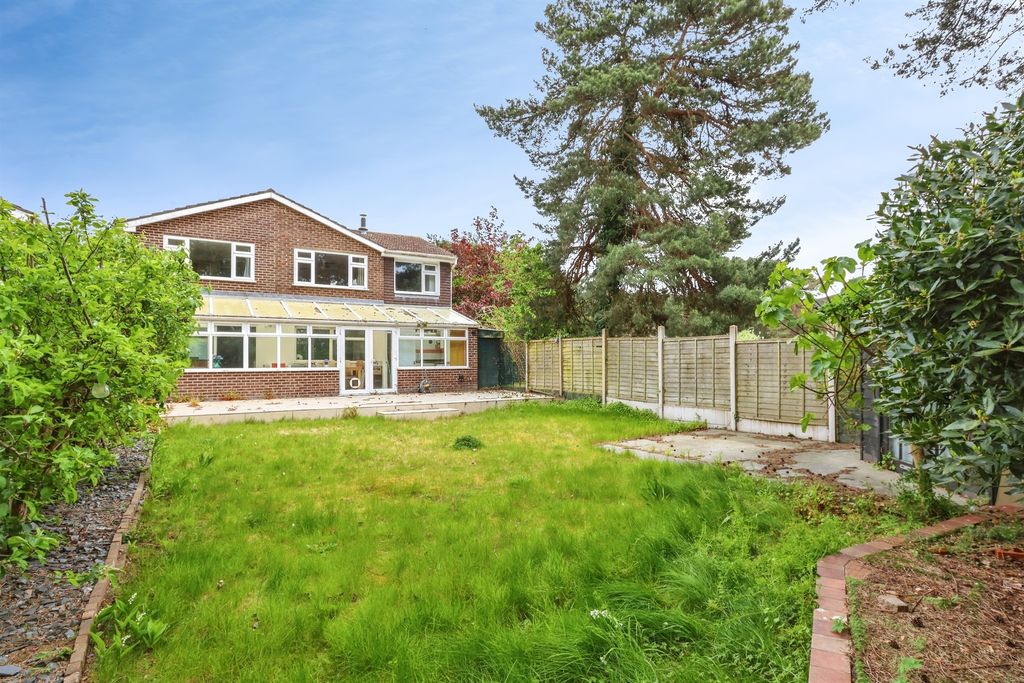 Property photo 2 of 19