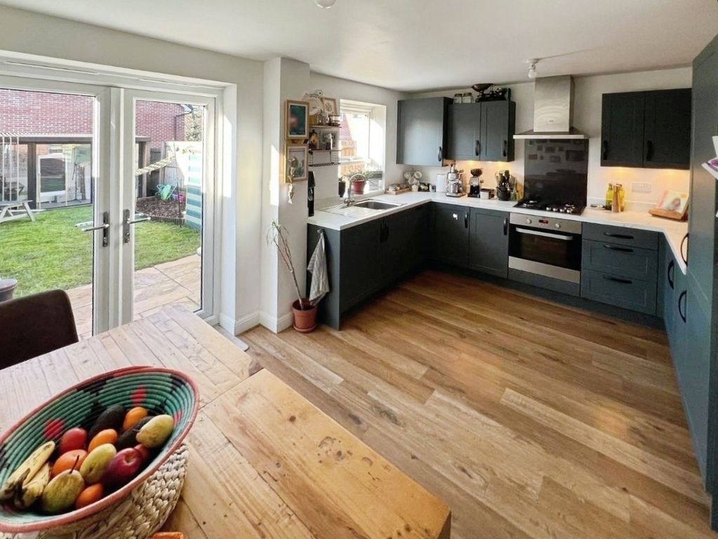 Property photo 2 of 23 Pbox-Img.Jpg