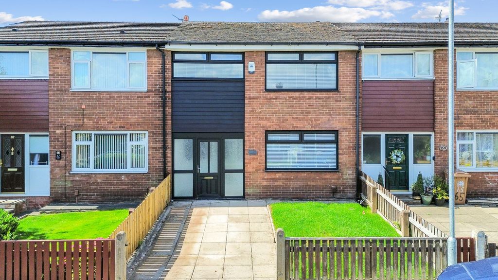 Property photo 1 of 32