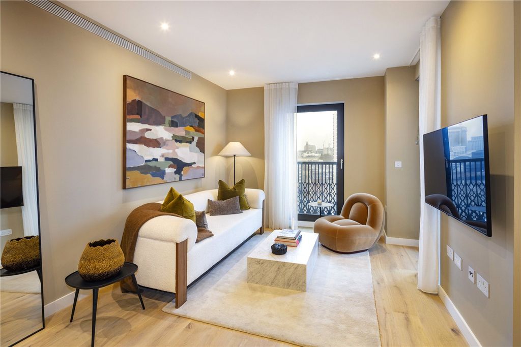 Property photo 3 of 16 Reception Room