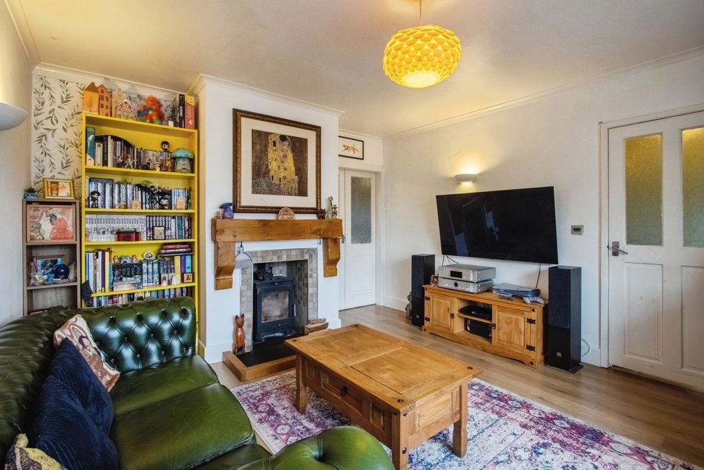 Property photo 3 of 22 Pbox-Img.Jpg