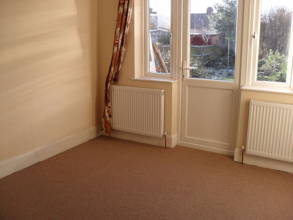 Property photo 2 of 16 6532