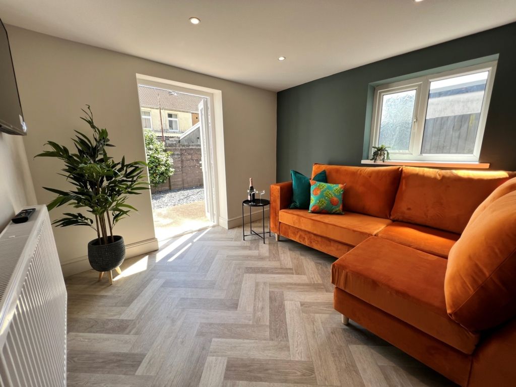 Property photo 3 of 14