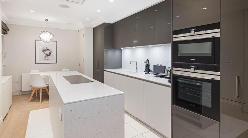 Property photo 2 of 8 Portsea 2.Png