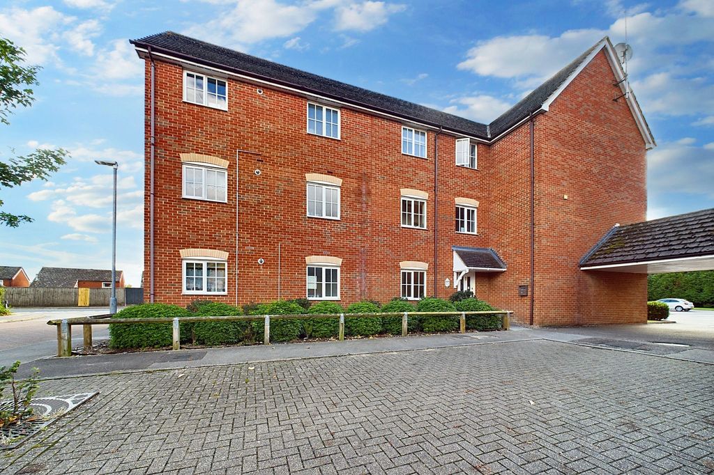 Property photo 1 of 8