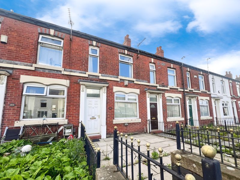 Property photo 1 of 8 External