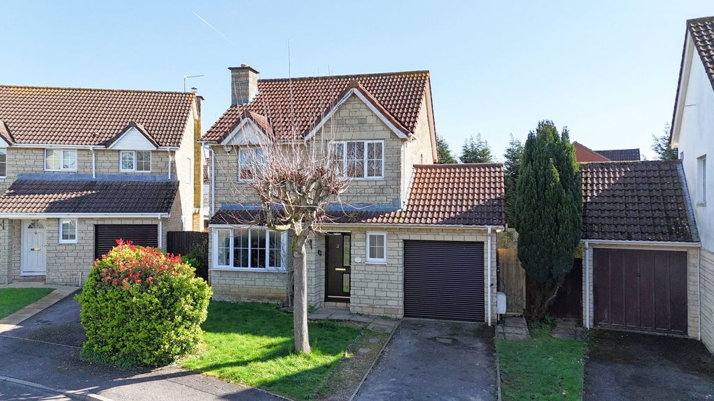 Property photo 1 of 21