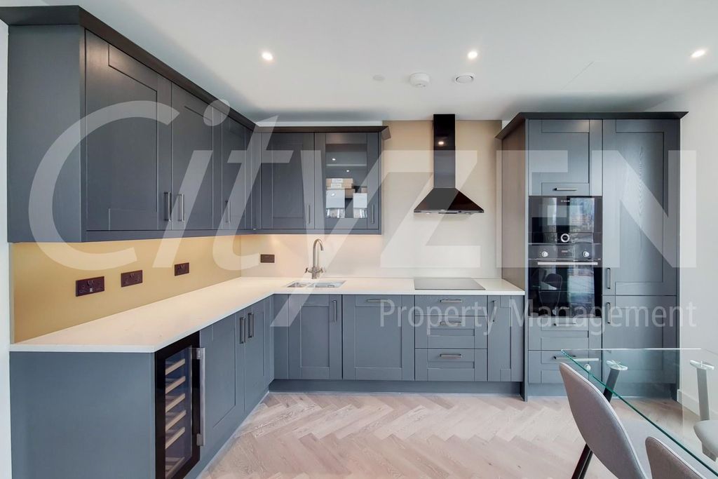 Property photo 2 of 23 Kitchen