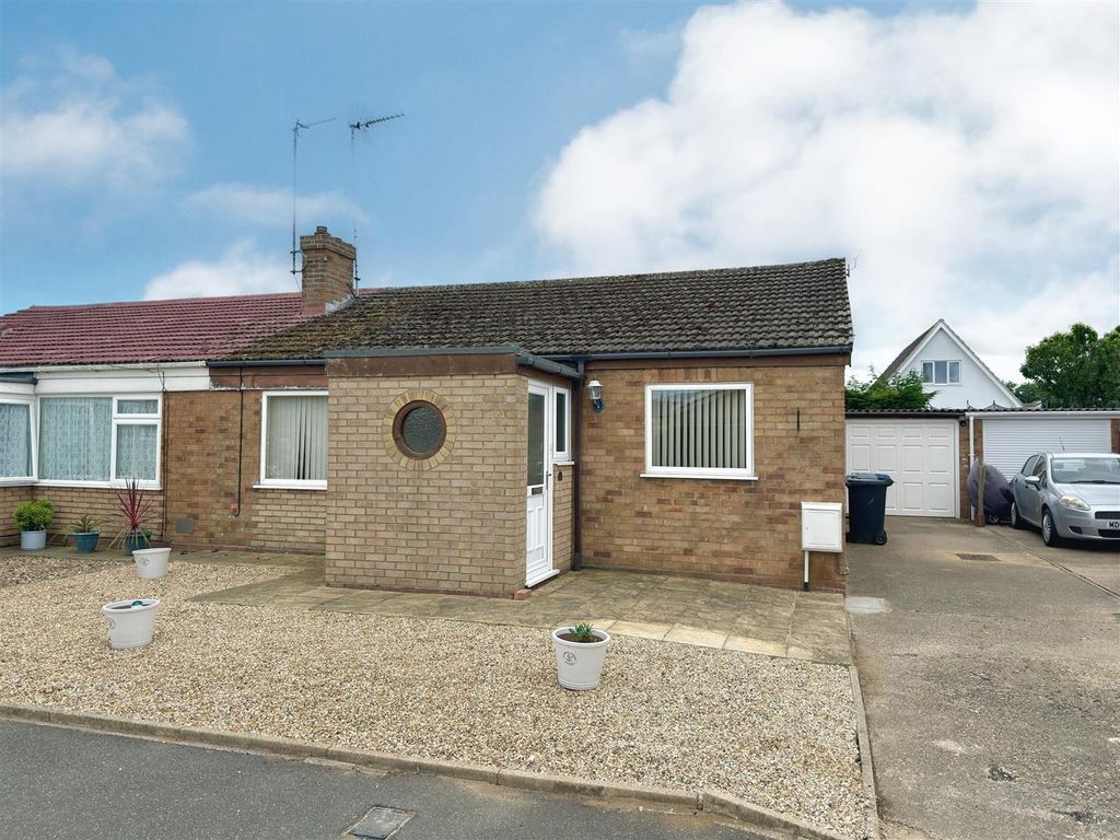 Property photo 1 of 10 Front.Jpg