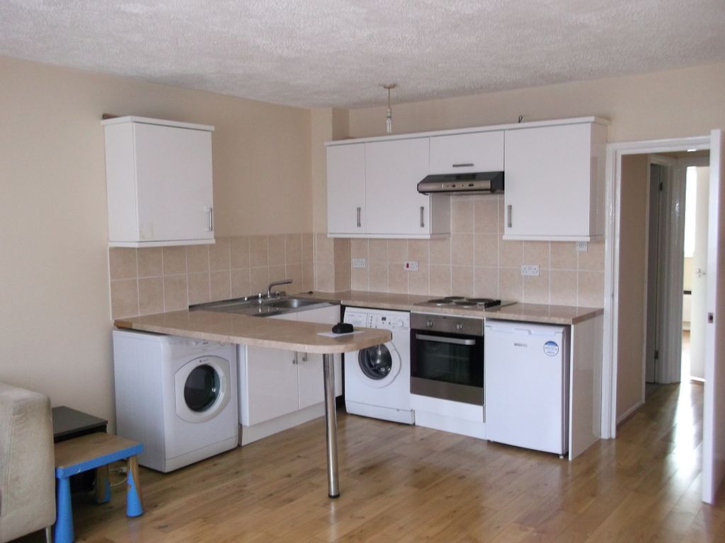 Property photo 2 of 3