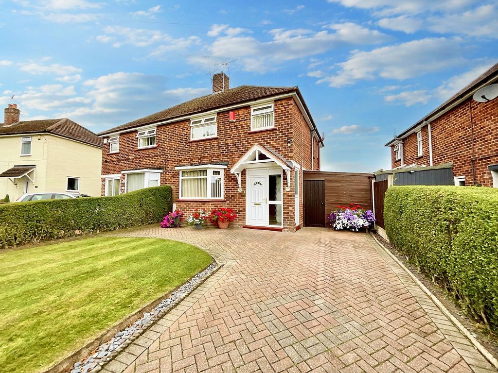 Property photo 1 of 17