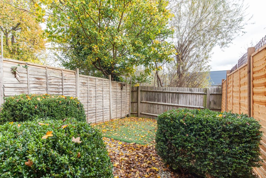 Property photo 3 of 9 146191