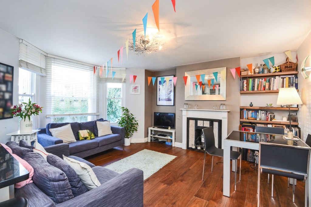 Property photo 2 of 7 5B39E62c0B594-316471