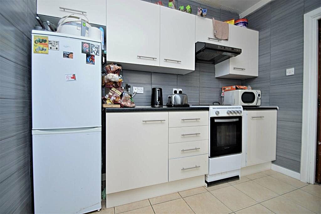 Property photo 2 of 3